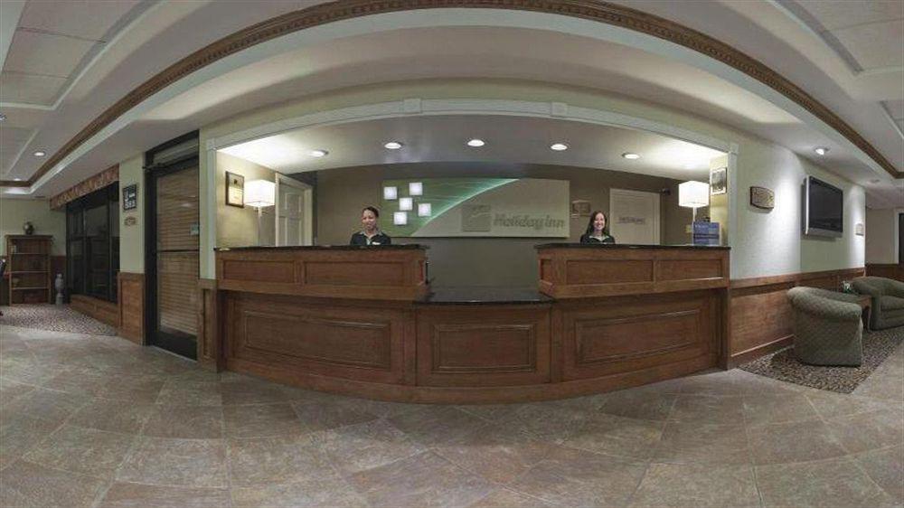 Holiday Inn Express Hotels & Suites Burlington By Ihg Exterior foto